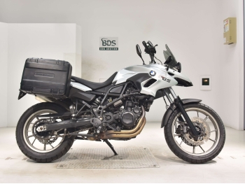     BMW F700GS 2012  2