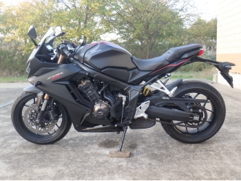     Honda CBR650R 2019  12