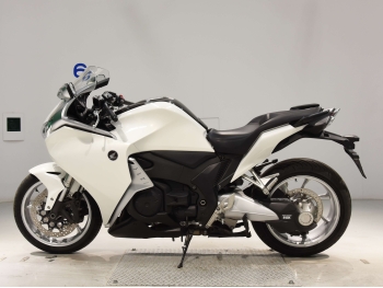 Заказать из Японии мотоцикл Honda VFR1200F 2012 фото 1