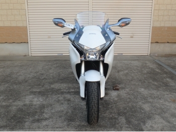     Honda VFR1200F 2012  6