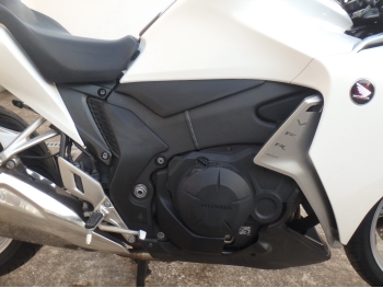 Заказать из Японии мотоцикл Honda VFR1200F 2012 фото 18