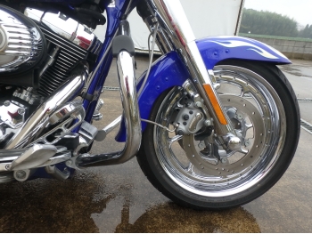 �������� �� ������ �������� Harley Davidson FLHR1580CVO Road King Custom 2007 ���� 19