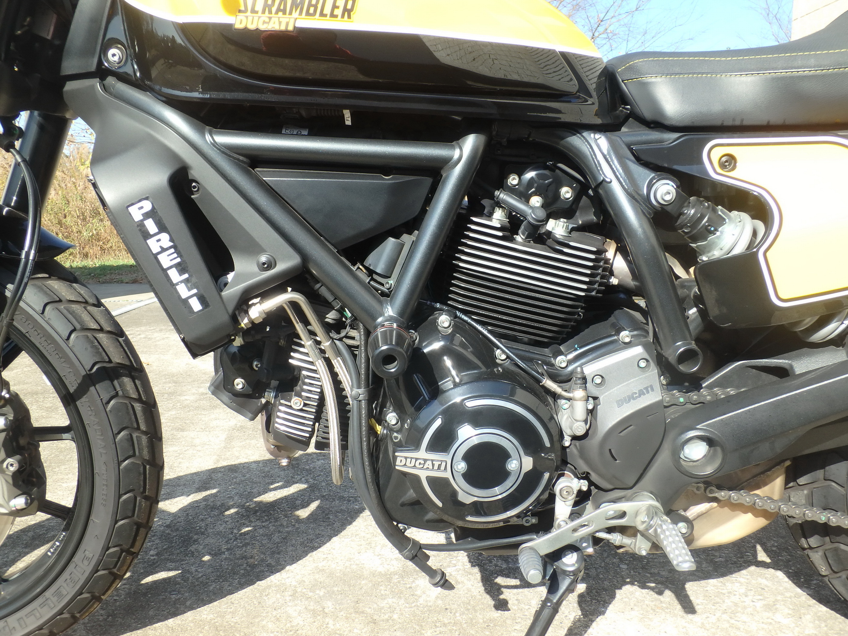 Ducati Scrambler Full Throttle Ducati Scrambler Full Throttle