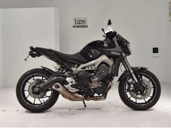     Yamaha MT-09 FZ-09 2014  2