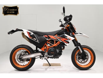     KTM 690 SMC R 2017  2