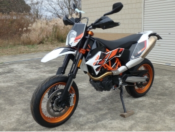 Заказать из Японии мотоцикл KTM 690 SMC R 2017 фото 13