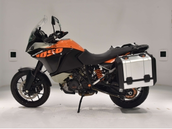     KTM 1050 Adventure 2015  1