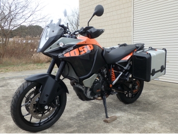     KTM 1050 Adventure 2015  13