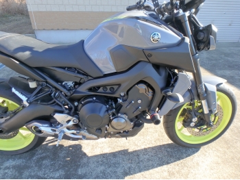     Yamaha MT-09A FZ-09A 2017  13