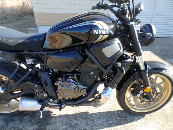     Yamaha XSR700-2 2023  13