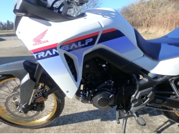 Заказать из Японии мотоцикл Honda XL750 Transalp 2023 фото 10