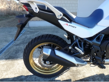 Заказать из Японии мотоцикл Honda XL750 Transalp 2023 фото 12