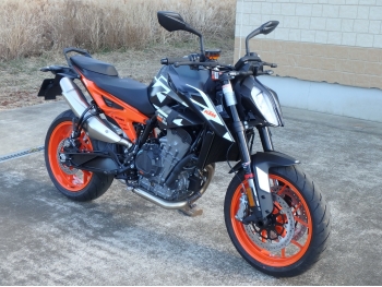     KTM 890 Duke GP 2023  2