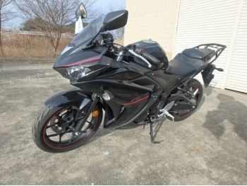     Yamaha YZF-R3 2018  13