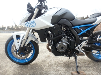     Suzuki GSX-8S 2023  10