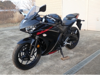     Yamaha YZF-R3 2016  13