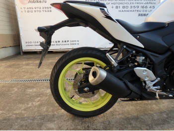     Yamaha YZF-R3 2018  18