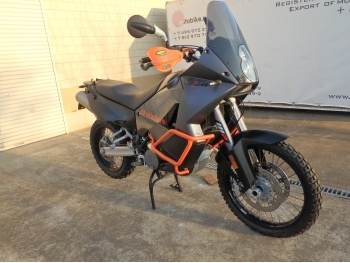     KTM 990 Adventure 2008  7