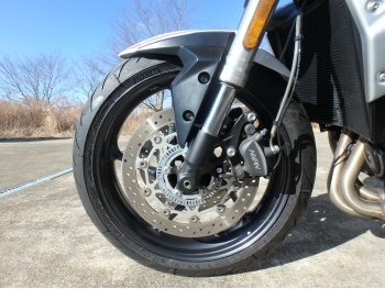 Заказать из Японии мотоцикл Triumph Street Triple S 2020 фото 14