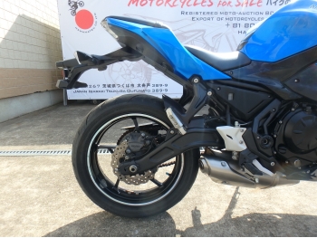     Kawasaki Ninja650A 2017  17