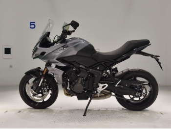     Triumph Tiger Sport 660 2021  1