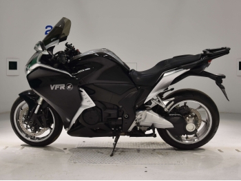 Заказать из Японии мотоцикл Honda VFR1200FD 2011 фото 1