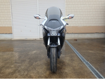     Honda VFR1200FD 2011  6