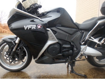 Заказать из Японии мотоцикл Honda VFR1200FD 2011 фото 15