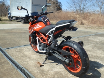     KTM 390 Duke 2020  11