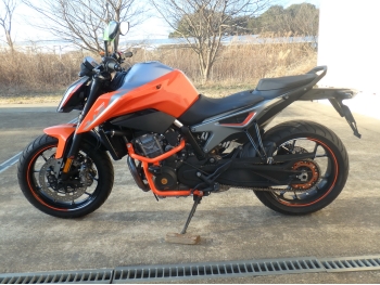     KTM 790 Duke 2018  12