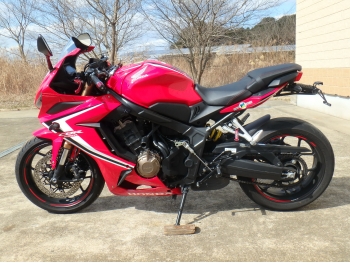     Honda CBR650R 2019  12