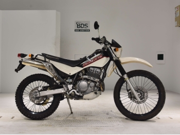     Kawasaki KL250 Super Sherpa 2004  2