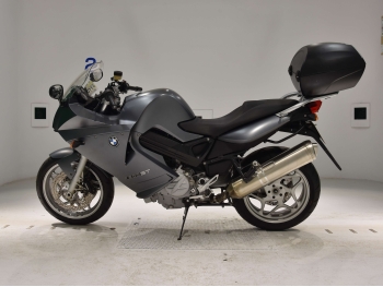     BMW F800ST 2007  1