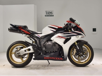     Honda CBR1000RR 2007  2