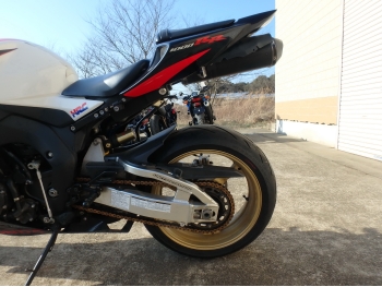     Honda CBR1000RR 2007  16