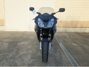     Honda VFR800-2A 2006  6