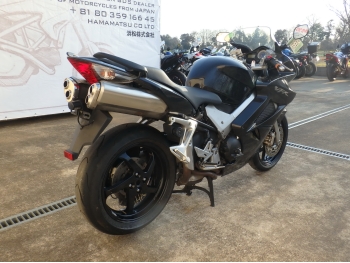     Honda VFR800-2A 2006  9