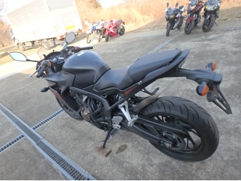     Honda CBR650F 2018  11