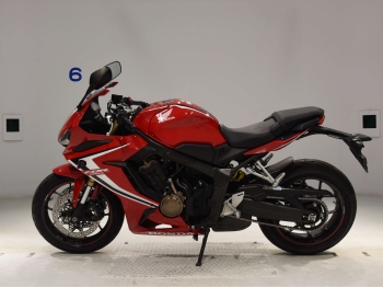     Honda CBR650R 2019  1