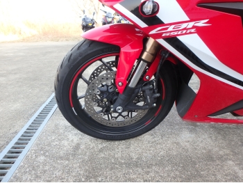     Honda CBR650R 2019  14