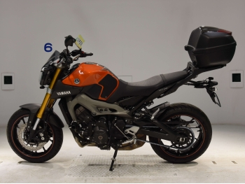     Yamaha MT-09A FZ-09A 2014  1