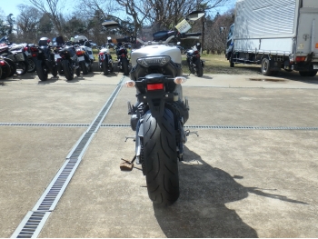     Yamaha MT-09A FZ-09A 2015  10