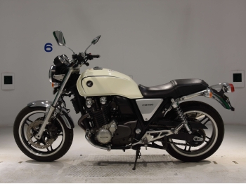     Honda CB1100A 2010  1