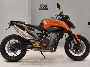     KTM 790 Duke 2018  2