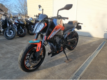     KTM 790 Duke 2018  13