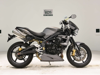     Triumph Street Triple R 2010  2