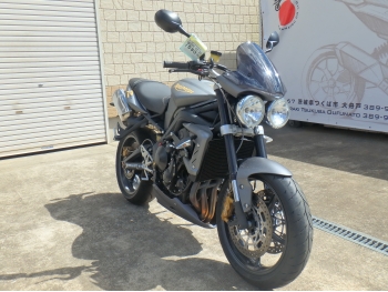     Triumph Street Triple R 2010  7