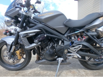 Заказать из Японии мотоцикл Triumph Street Triple R 2010 фото 16