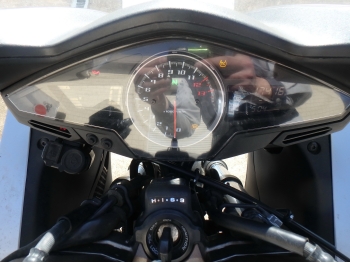 Заказать из Японии мотоцикл Honda VFR800F Interceptor 2015 фото 20