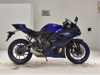     Yamaha YZF-R7 2022  2